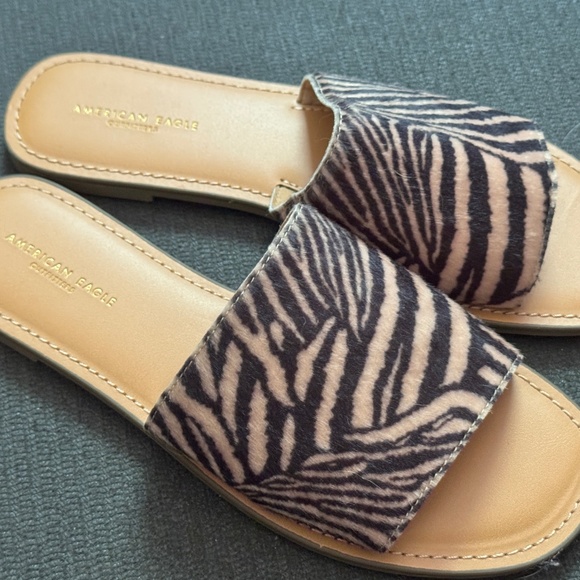 American Eagle Tiger stripe sandals - Picture 1 of 2